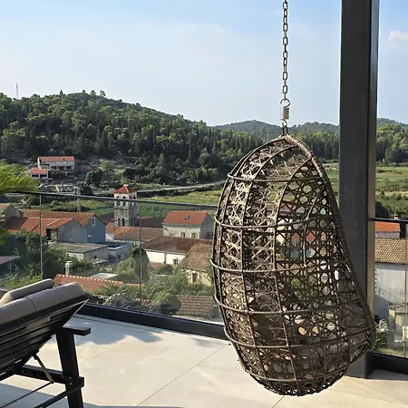 Of The - Private Design With Panoramic Views & Infinity Pool Pupnat